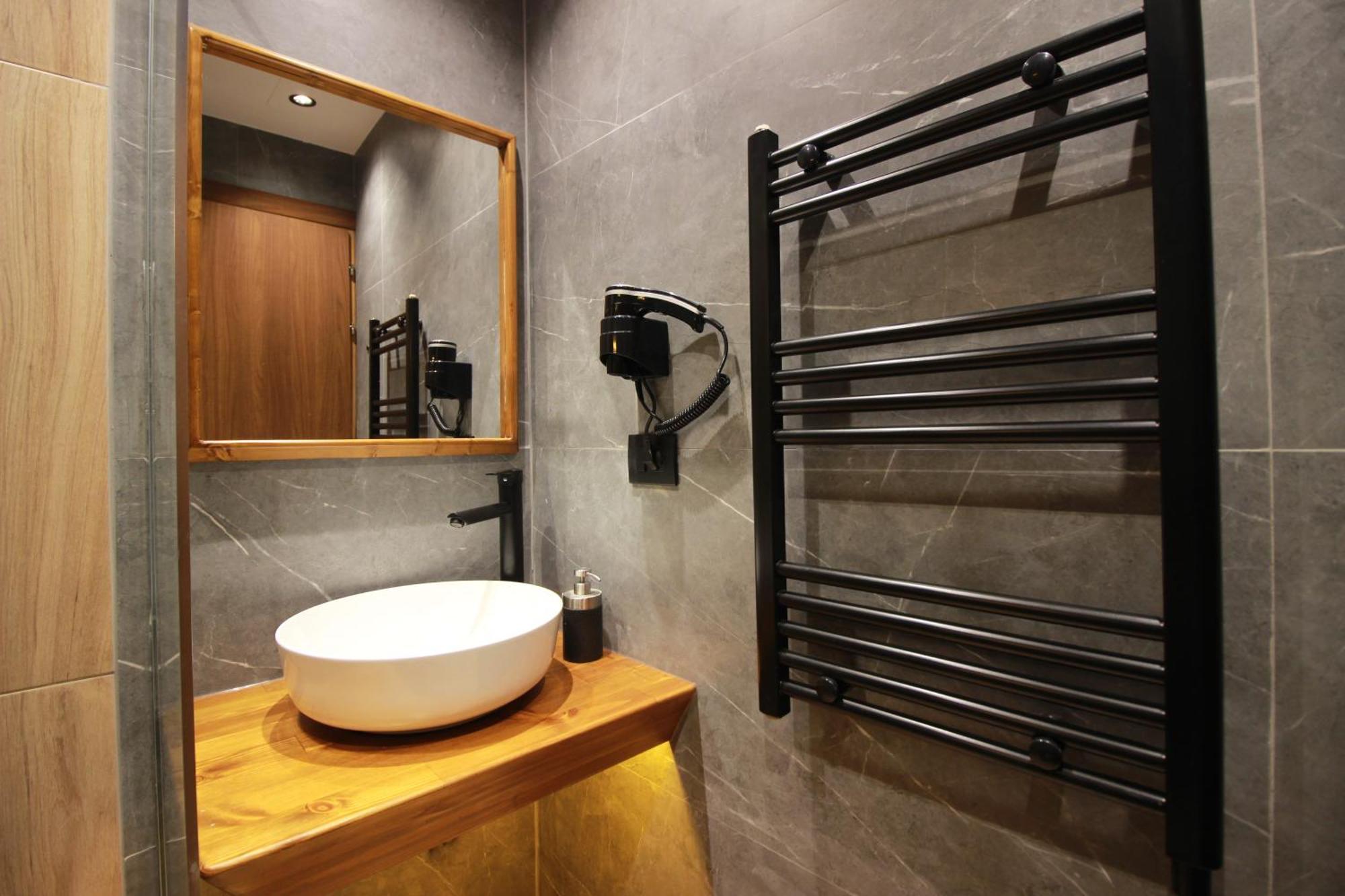 Grey Stone 호텔 Gjirokastër 외부 사진