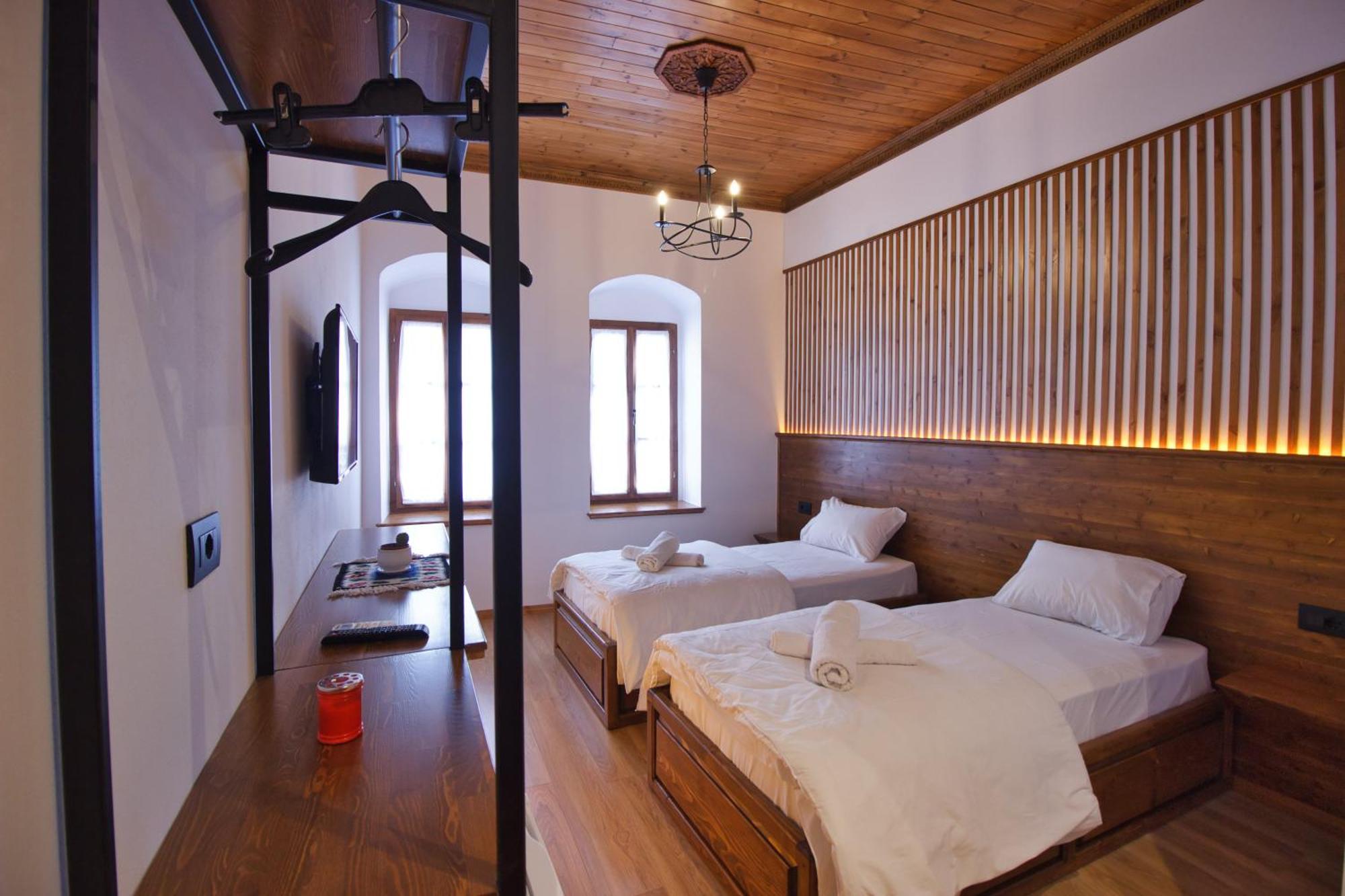 Grey Stone 호텔 Gjirokastër 외부 사진